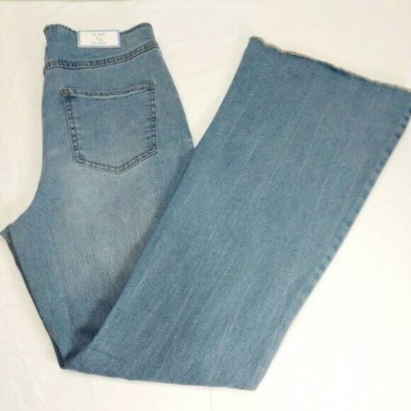 #10  Tinseltown 11/30 Junior Hi-Rise Flare  Denim Blue Jean's distressed pull on - Picture 2 of 7